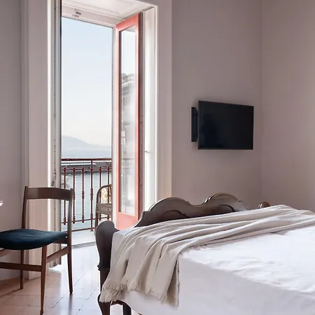Marina Piccola 73 Hotel 4*